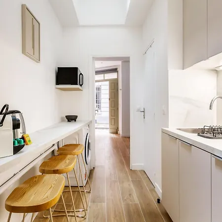 Proche Tour Eiffel *