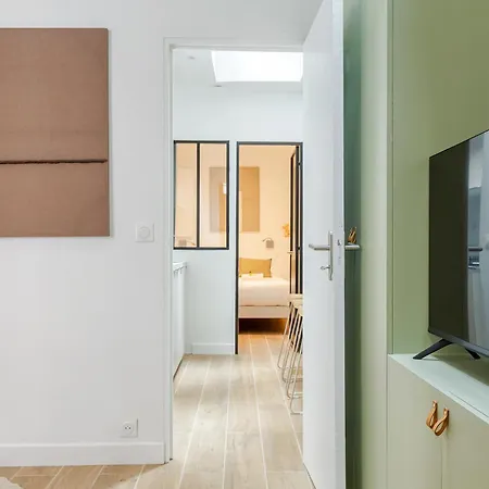 Apartament Proche Tour Eiffel *